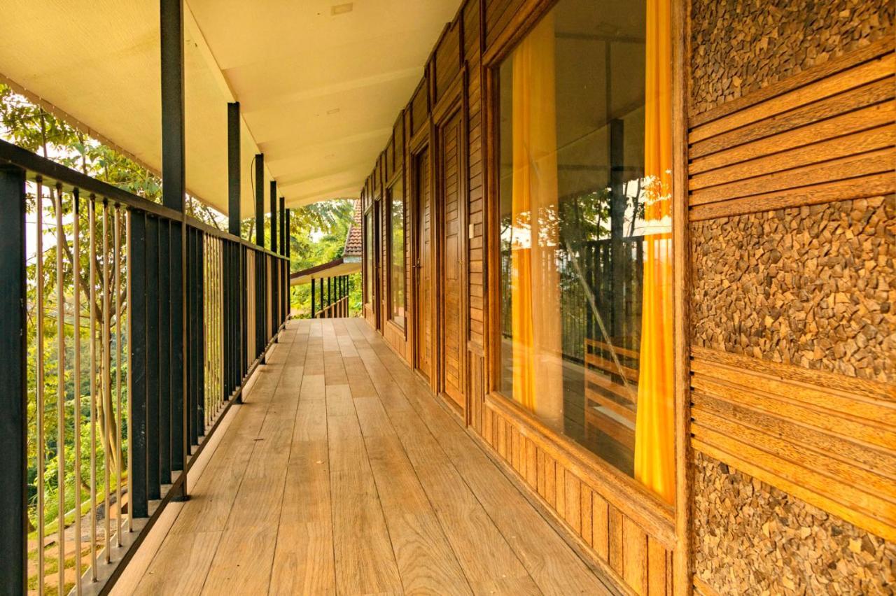 Dream Coconut Villa Resort Munnar Exterior foto