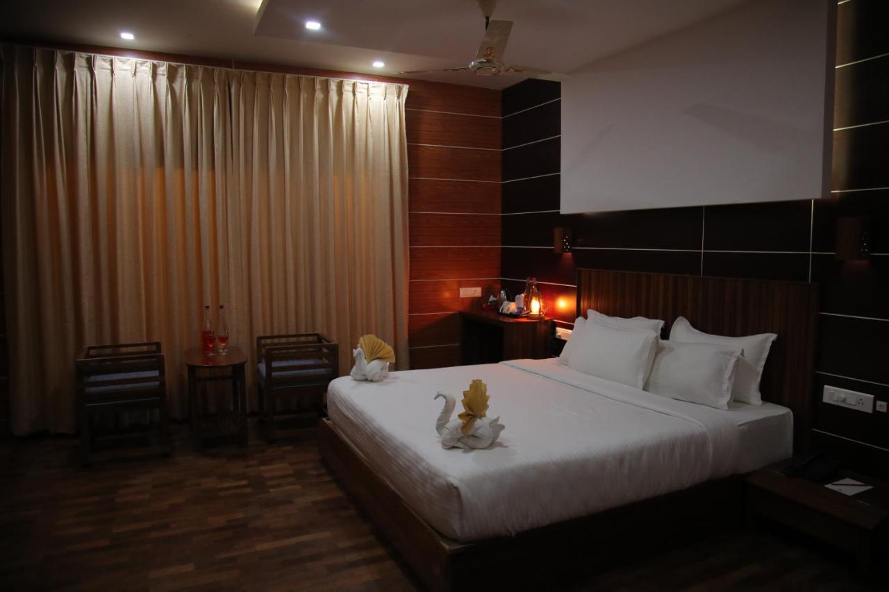 Dream Coconut Villa Resort Munnar Exterior foto